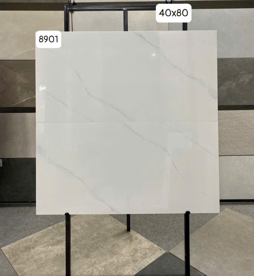 Gạch ốp tường Vitto 40x80 mã 8901 men bóng trắng vân khói Gạch ốp tường Vitto 40x80 mã 8901 màu trắng vân xám nhẹ men bóng