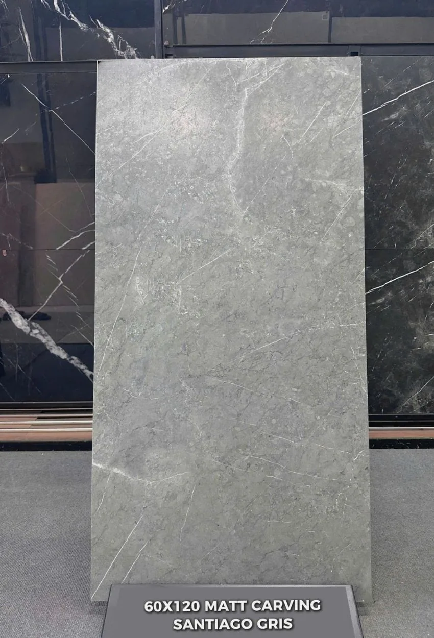 Gạch Ấn Độ 60x120 Santiago Gris thực tế Gạch Ấn Độ 60x120 Santiago Gris, Matt carving, vân đá, màu ghi, ảnh thực tế
