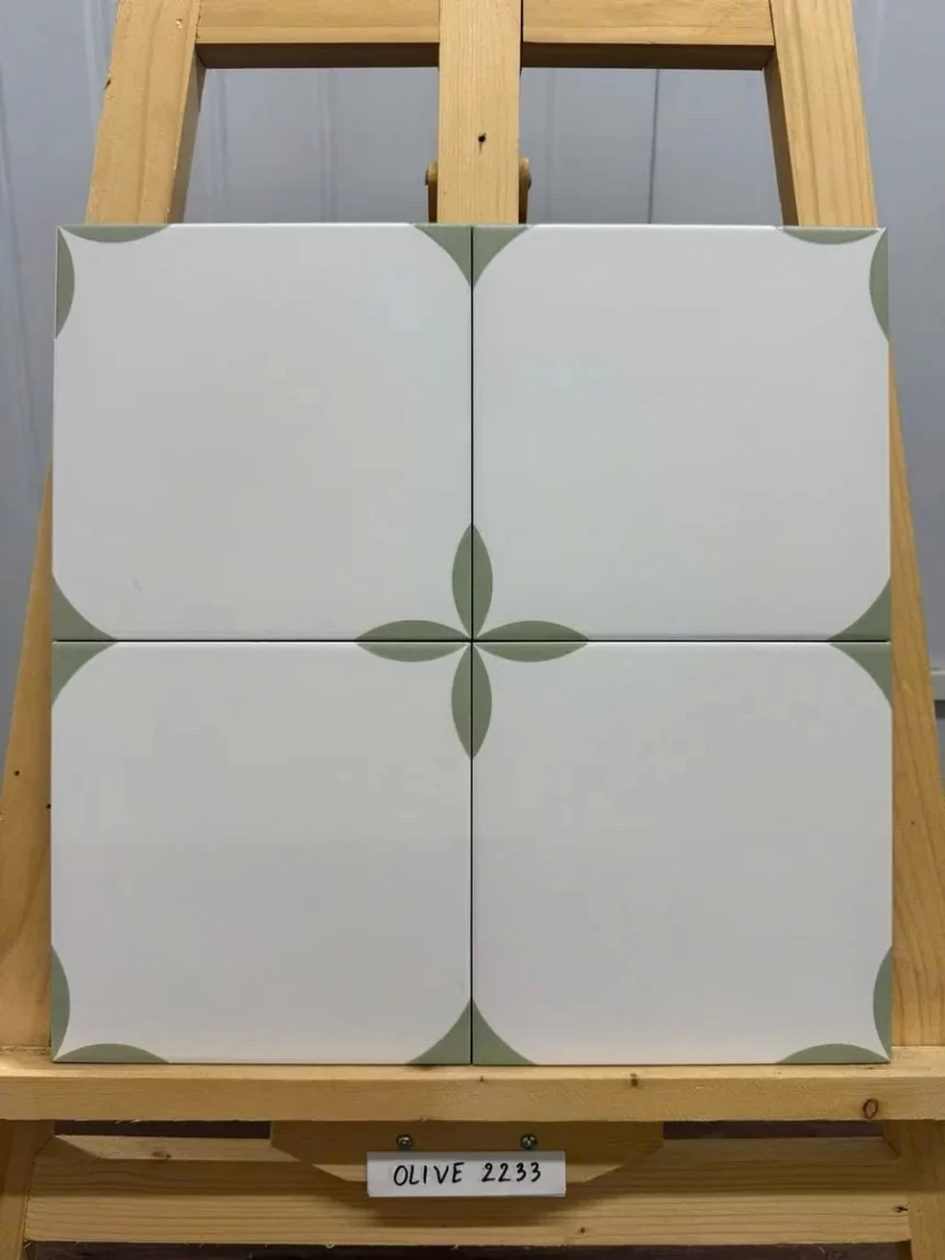 Gạch bông 20x20 hãng Novita OLIVE 2233 Gạch bông 20x20 hãng Novita OLIVE 2233 với họa tiết nhã nhặn, bề mặt men matt