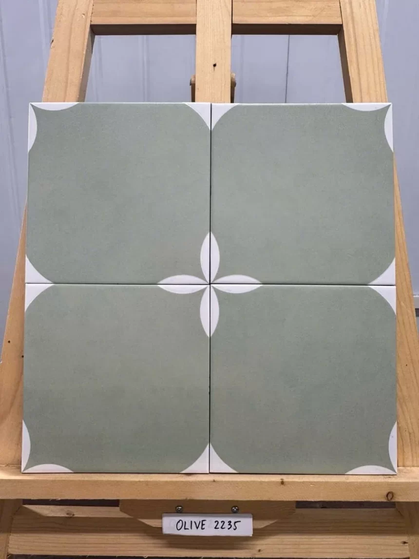 Gạch bông 20x20 hãng Novita OLIVE 2235 Gạch bông 20x20 Novita OLIVE 2235 mặt sản phẩm, màu sắc nhã nhặn, phong cách hiện đại
