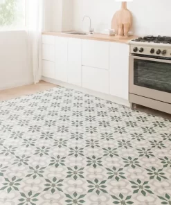 Gạch bông Novita OLIVE 2203 lát nền nhà bếp hiện đại với hoa văn và màu sắc đặc trưng, không gian sáng tự nhiên.