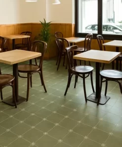 Không gian quán cafe với sàn gạch bông Novita OLIVE 2234 20x20, xanh olive, họa tiết nhẹ nhàng ở góc gạch, lát đều, bề mặt matt.