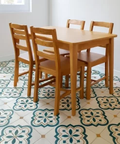 Gạch bông Novita MIMOSA 3301 lát sàn phòng ăn, giữ đúng màu vân và hoa tiết gạch