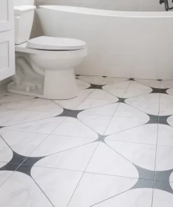 Sàn phòng tắm lát gạch bông 30x30 Novita MIMOSA 3328 đúng hoa văn, màu sắc và bề mặt matt, bố trí trong không gian nhà tắm hiện đại